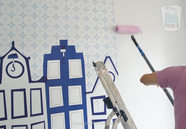 Inlijmen wand behang nieuwbouwhuis